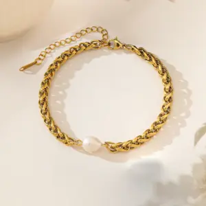 【XKB2238】Twist Pearl Bracelet / Gold