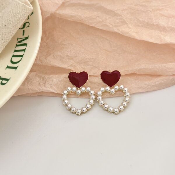 oly-1cf2d7e33f4cec4116e7311d19ff2a2c Wholesale Wine Red Retro Hong Kong Style Ear Clip Without Ear Holes Temperament High-end Pearl Earrings Ear Clip Earrings