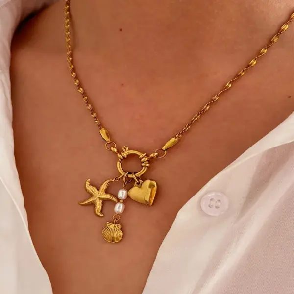 Wholesale PVD Coated Real Gold Plated 18K Gold Starfish Heart Shape Shell 316L Stainless Steel French Style Simple Style IG Style Waterproof Non Tarnish Surgical Steel Pendant Necklace
