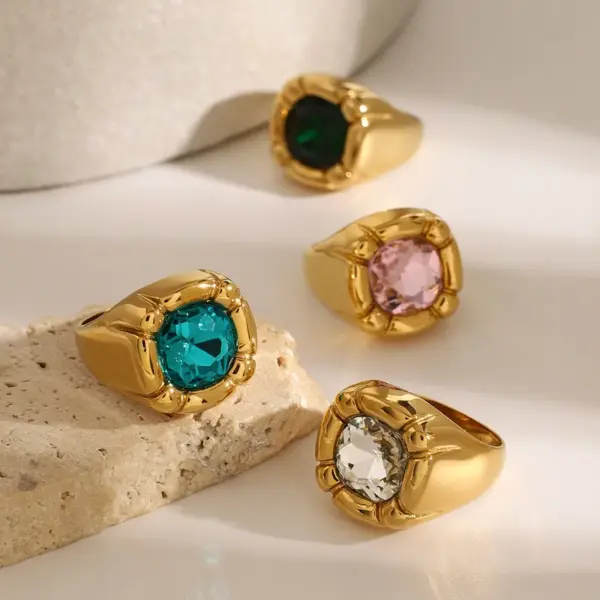 Wholesale 304 Stainless Steel Geometric PVD Coated Glass 18K Real Gold Plated Real Gold Plated Formal Classic Style Artistic Waterproof Non Tarnish Inlay Rings