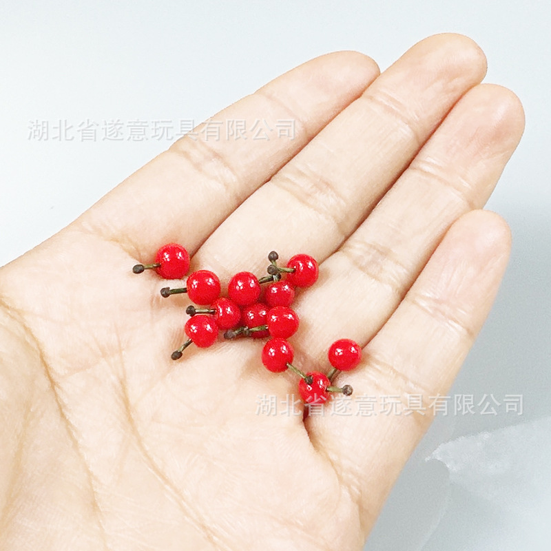 Wholesale dollhouse Aessories dollhouse Mini Cherry Model Play House Toy diy Clay Miniature Food Toy Scene