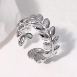 Silver / Adjustable