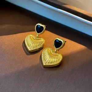 Silver Needle Diamond Black Love earrings