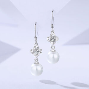 Wholesale Damila S999 Sterling Silver Four-Leaf Clover Earrings for Women, Fashionable Accessible Luxury Round Bead Earrings, Elegant and Versatile Mother's Day Gift