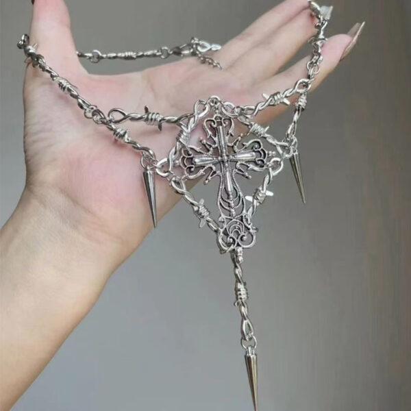 oly-1dd32d12290807e002d1383acaeb86ad Wholesale Bohemian style zinc alloy cross pendant necklace, gothic bramble metal with barbed wire chain necklace