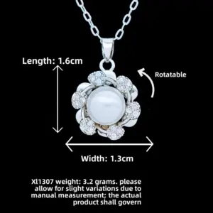 XL1307 Rotating Pearl Leaf Necklace / Silver