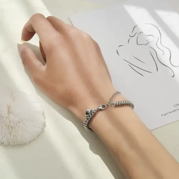 Wholesale Simple Style Heart 304 Stainless Steel No Inlaid Bracelets In Bulk