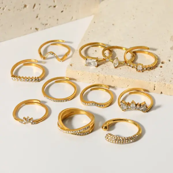 PVD Coated 18K Gold Real Gold Plated Solid Color Stainless Steel Simple Style Waterproof Non Tarnish Rings