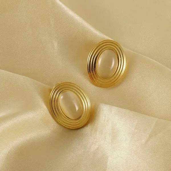 Wholesale PVD Coated 18K Gold Plated Oval 304 Stainless Steel Elegant Waterproof Non Tarnish Earrings Necklace