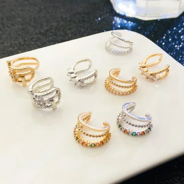 Wholesale 1 Piece Simple Style Geometric Plating Inlay Copper Rhinestones Gold Plated Silver Plated Ear Cuffs