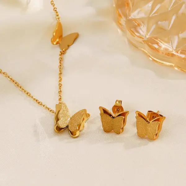 Wholesale 304 Stainless Steel Butterfly PVD Coated 18K Gold Plated IG Style Elegant Waterproof Non Tarnish Plating Earrings Necklace
