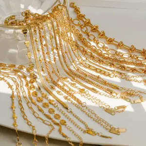 Ion Plating (IP) 18K Gold Plated Cross Heart Shape 304 Stainless Steel Classic Style Commute Waterproof Non Tarnish 304 Stainless Steel Lobster Trigger Clasp Closure Chain Bracelet