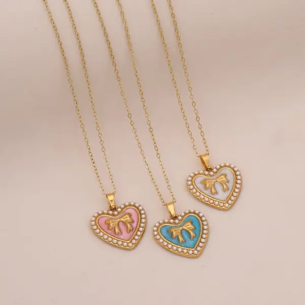 Wholesale PVD Coated 18K Gold Real Gold Plated Heart Shape Bow Knot 304 Stainless Steel Cute Romantic Waterproof Non Tarnish 304 Stainless Steel Lobster Trigger Clasp Closure Pendant Necklace