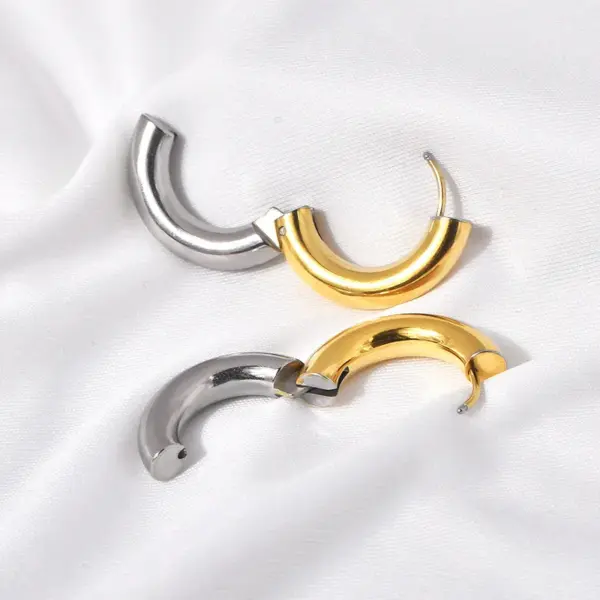 Wholesale 1 Pair Casual Simple Style Round Color Block Plating Titanium Steel Earrings