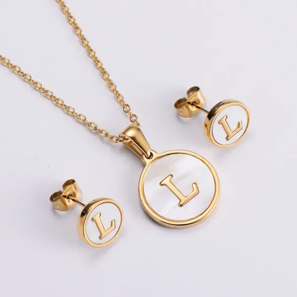 Wholesale PVD Coated 18K Gold Plated Letter Stainless Steel Simple Style Waterproof Non Tarnish