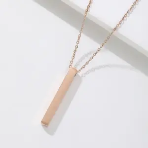 Cubic Column Rose Gold without Chain