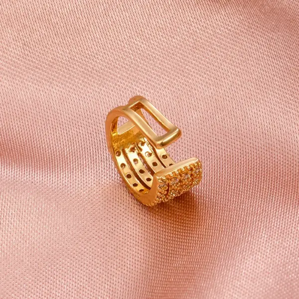 Wholesale Retro Micro-set Zircon Women's Fashion Wide Geometric C-shaped Copper Ear Clips
