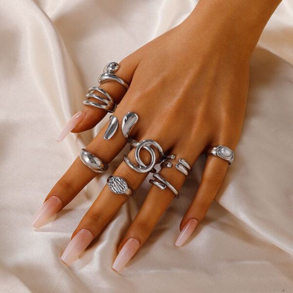 Wholesale European and American best-selling alloy open ring women's French retro niche personality simple all-match temperament ring ring ring