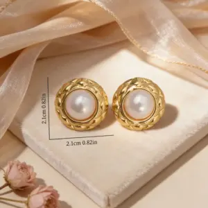 Gold Pearl Earrings15