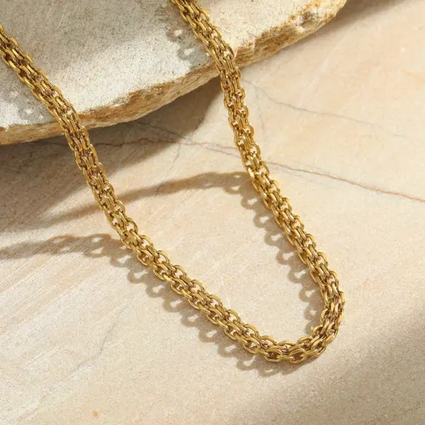 Wholesale Jewelry Casual Simple Style Solid Color 202 Stainless Steel PVD Coated Plating Cable Chain Figaro Chain Necklace