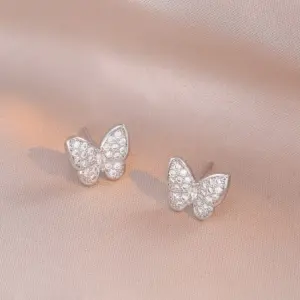 E1124 Butterfly Earrings