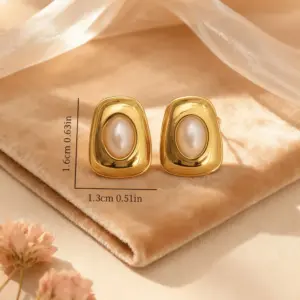 Gold Pearl Earrings21