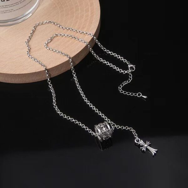 Wholesale Cross ring ring ring pendant clavicle chain niche design high sense personality simple versatile fashion necklace
