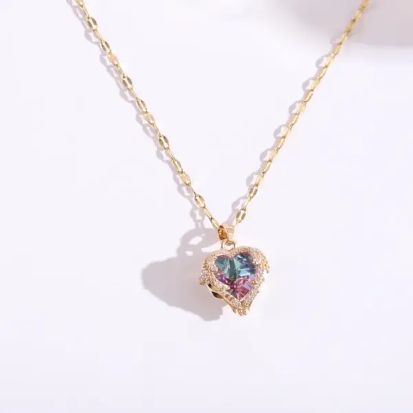 Wholesale Stainless Steel Romantic Plating Inlay Heart Shape Artificial Crystal Pendant Necklace
