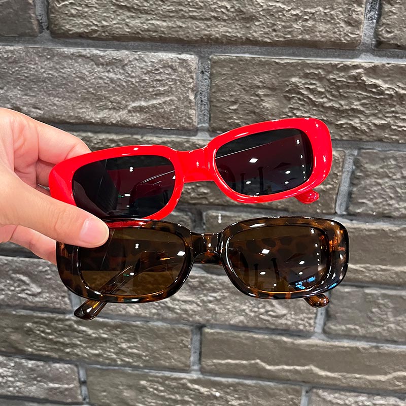 Wholesale Cross-Border Sunglasses for Women, European and American Hip-Hop Personality Small Frame Sunglasses, Versatile Anti-Uv, Disco and Funny Glas