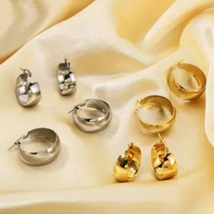 Wholesale PVD Coated 18K Gold Plated Geometric Stainless Steel Simple Style Waterproof Non Tarnish Earrings