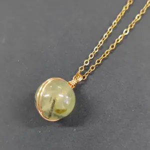 Prehnite / Gold