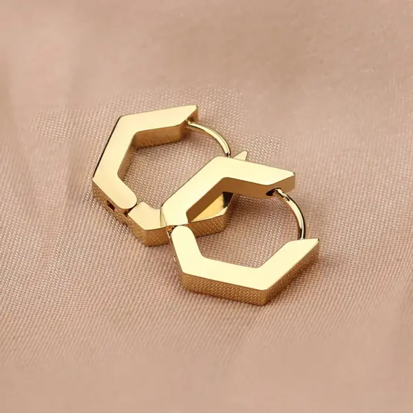 1 Pair Simple Style Triangle Hexagon Plating 304 Stainless Steel 18K Gold Plated Stainless Steel Earrings
