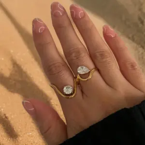 Wholesale 304 Stainless Steel Round Water Droplets PVD Coated Zircon Real Gold Plated Romantic Shiny Waterproof Non Tarnish Surgical Steel Inlay Gold Rings