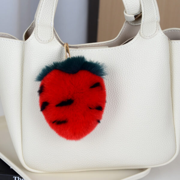 Wholesale Girl's Heart South Korea Cute Imitation Rex Rabbit Fur Small Strawberry Bag Pendant High-grade Plush Cartoon Car Keychain Pendant