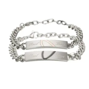 Wholesale Fashion Heart 201 Stainless Steel No Inlaid Bracelets In Bulk