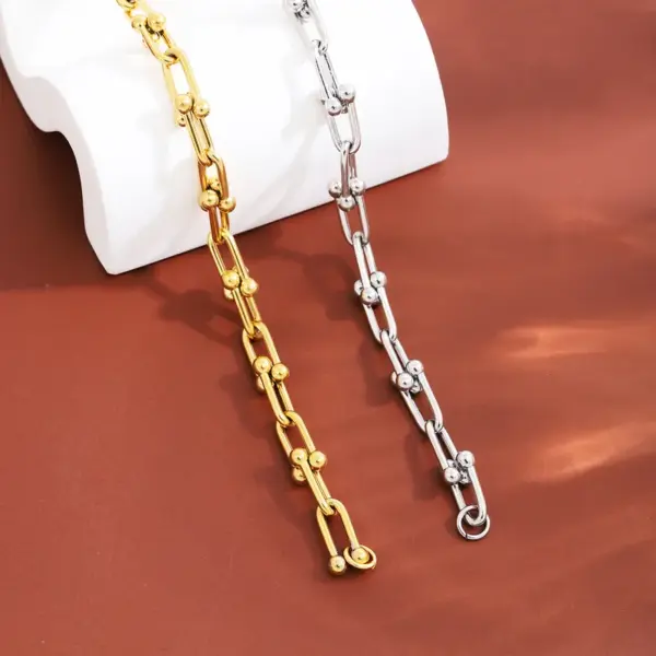 Wholesale Casual Simple Style U Shape 304 Stainless Steel 18K Gold Plated Bracelets In Bulk