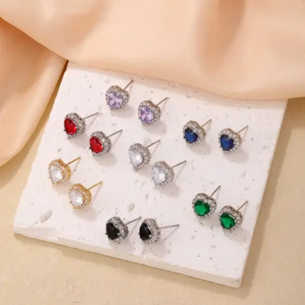 Wholesale 1 Pair Sweet Simple Style Heart Shape Plating Inlay Copper Zircon Silver Plated Ear Studs