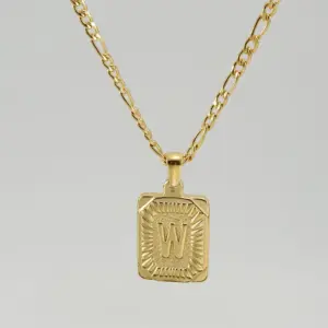 Gold W [with Chain]]