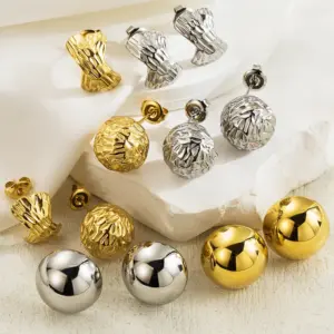 Wholesale 1 Pair Casual Round Solid Color Plating 304 Stainless Steel Stainless Steel Earrings