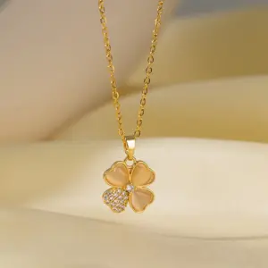 [8139] Micro-Inlaid Cat Eye Four-Leaf Flower Necklace / Gold