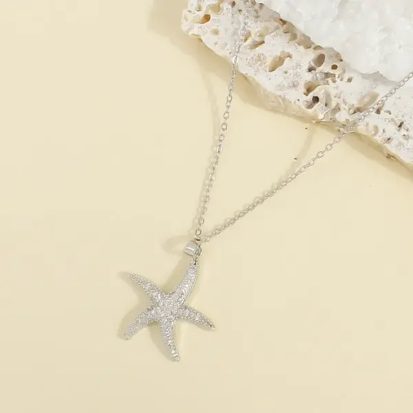 Wholesale PVD Coated 18K Gold Plated Starfish 304 Stainless Steel Romantic Shiny Waterproof Non Tarnish 304 Stainless Steel Pendant Necklace