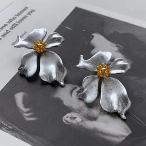ER0290 Sand silver smear