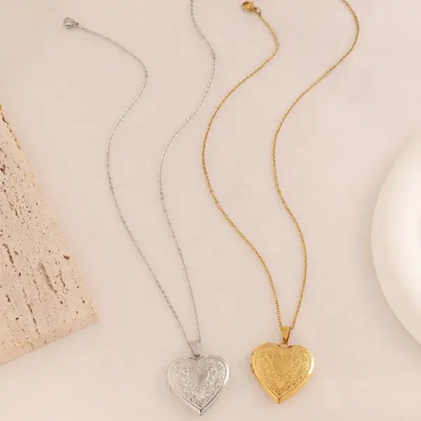 PVD Coated Real Gold Plated 18K Heart Shape 304 Stainless Steel Elegant Simple Style Waterproof Non Tarnish Pendant Necklace