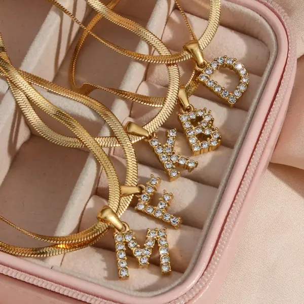 PVD Coated Real Gold Plated 18K Gold Letter 304 Stainless Steel Waterproof Non Tarnish 304 Stainless Steel Necklace