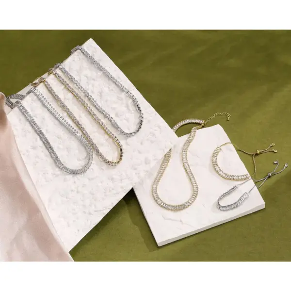 Wholesale Fashion Full Diamond T Square Diamond Chain Necklace Copper Jewelry Wholesale