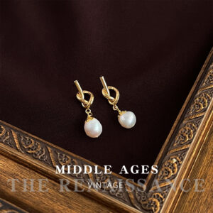 Knotted freshwater pearls