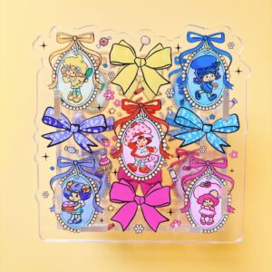 B378-strawberry girl pen holder