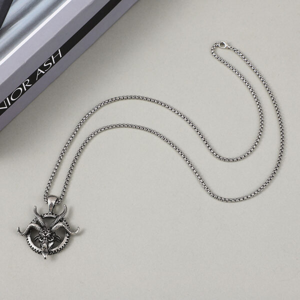 Wholesale European and American Domineering Prajna Big Ghost Skull Necklace Trendy Personalized Titanium Steel Punk Men's Hip-Hop Pendant Men's Sweater Chain