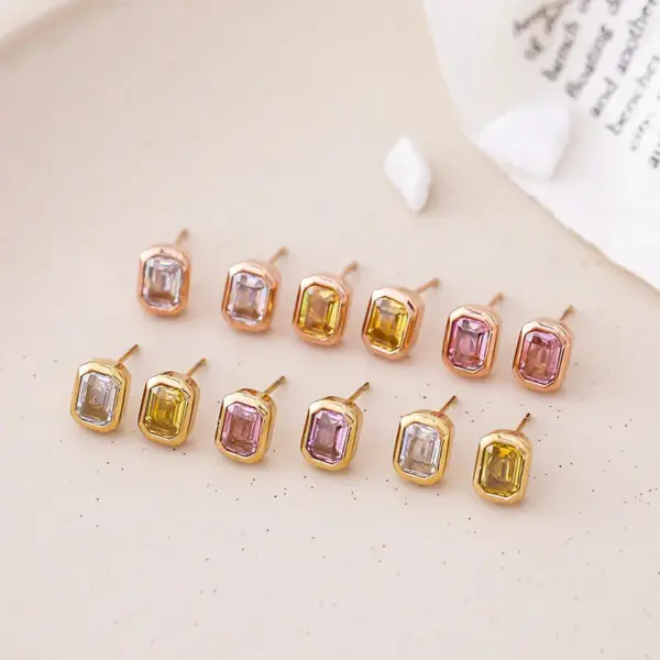 Wholesale PVD Coated 18K Gold Real Gold Plated Geometric 304 Stainless Steel Simple Style Waterproof Non Tarnish Ear Studs
