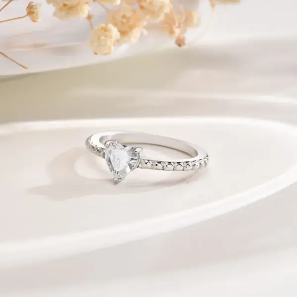 Wholesale PVD Coated Real Gold Plated Heart Shape 304 Stainless Steel Elegant Simple Style Shiny Waterproof Non Tarnish Rings